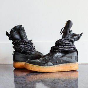 NIKE Air Force 1 High Rattan